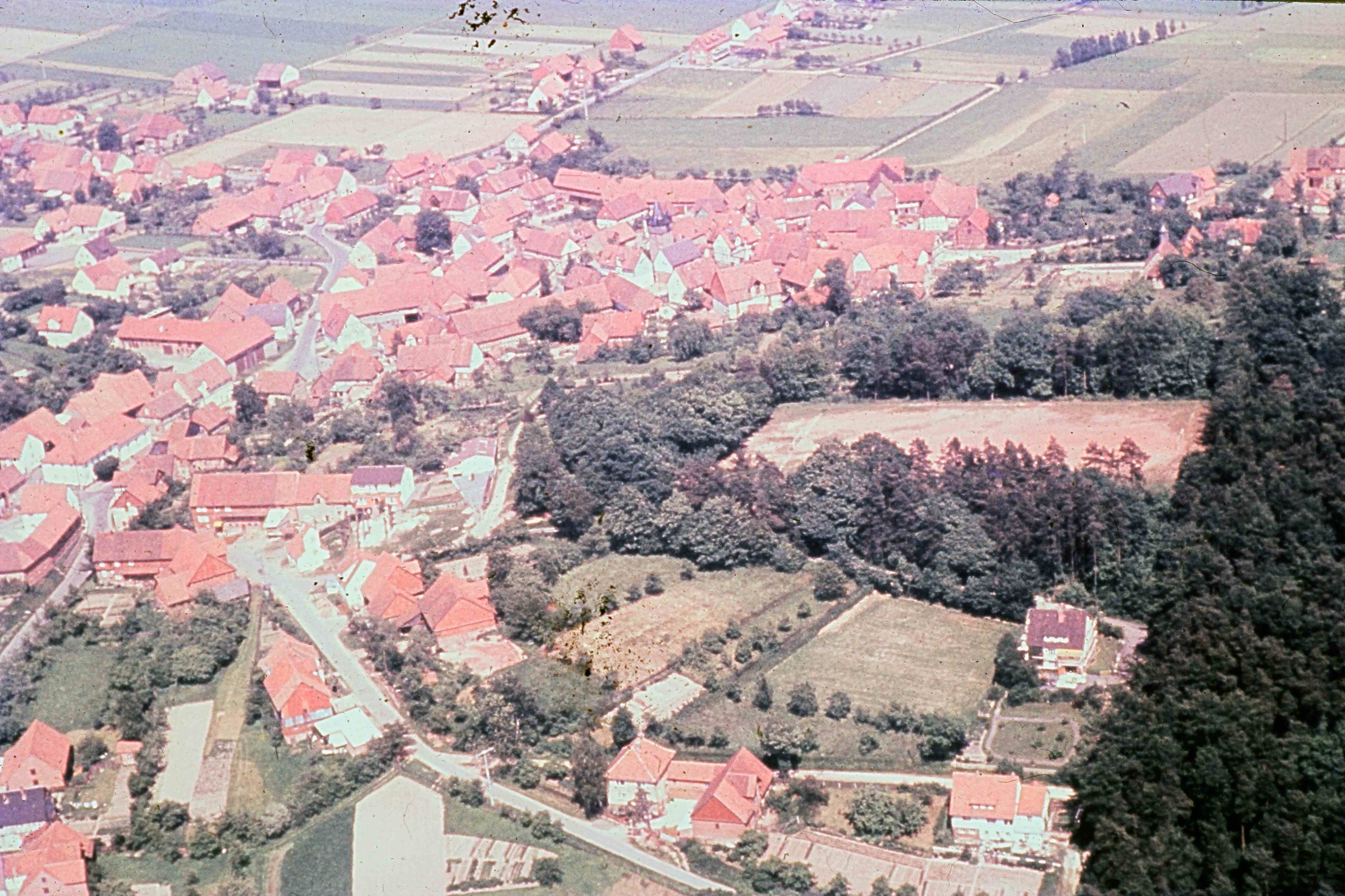 Altenstaedt von oben 60er west WEB
