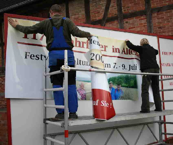 25 03 20061175Werbung 007