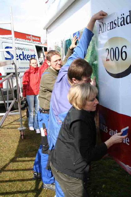 25 03 20061175Werbung 013