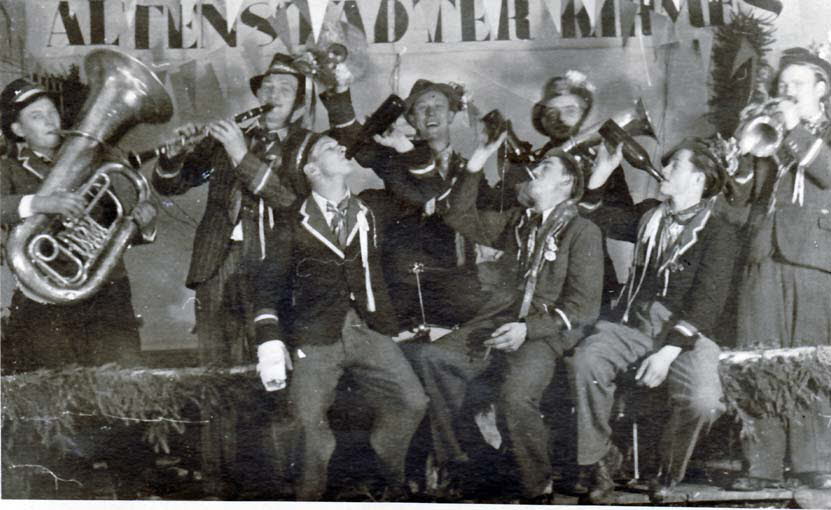 db Kirmes1947Kapelle neu1