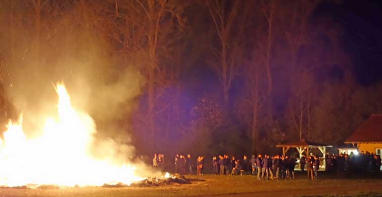 2017 04 15 Osterfeuer 22